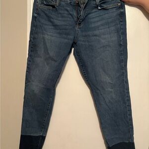 Arizona Jean Company Medium-Wash Cropped Ankle Jeans